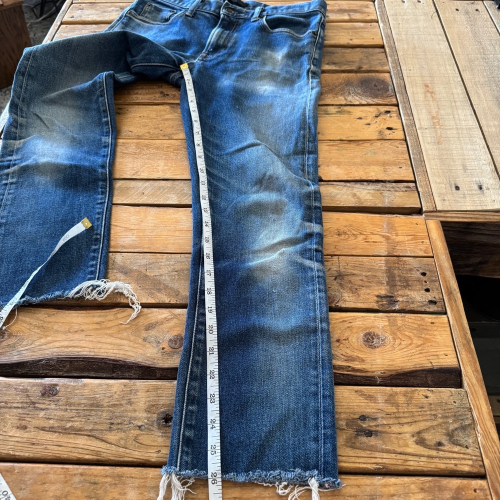 Uniqlo Cutoff Blue Jean 30 - Picture 4 of 6